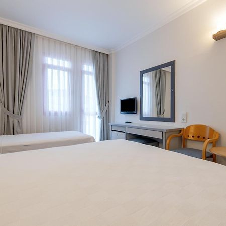 Hanedan Beach Hotel Фоча Екстер'єр фото