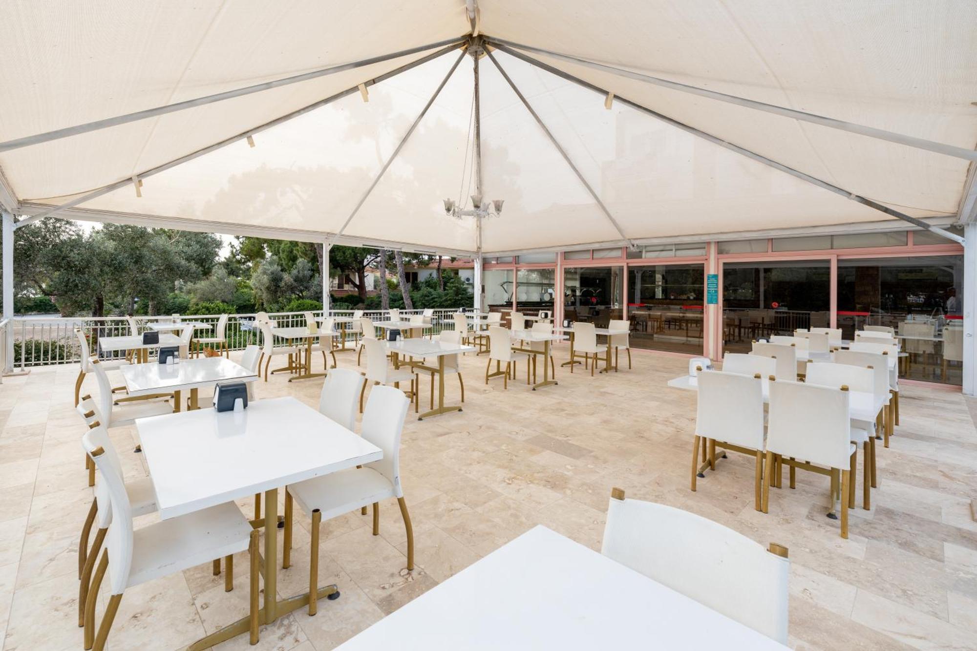 Hanedan Beach Hotel Фоча Екстер'єр фото