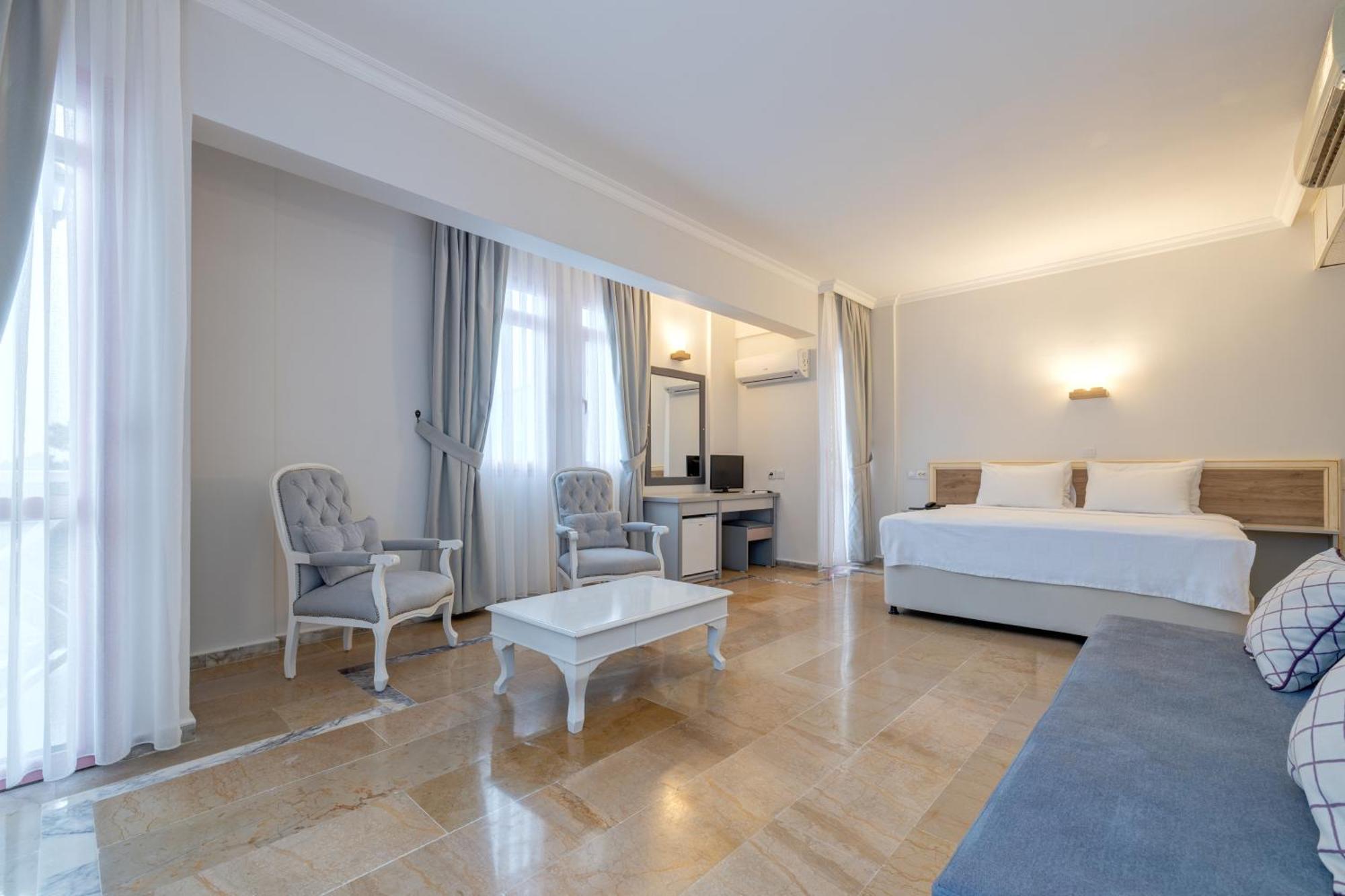 Hanedan Beach Hotel Фоча Екстер'єр фото