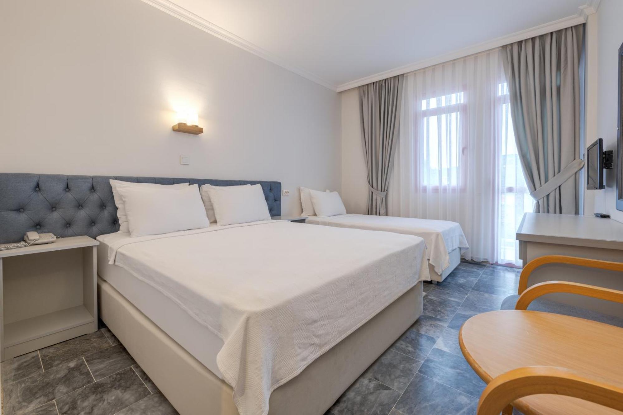 Hanedan Beach Hotel Фоча Екстер'єр фото
