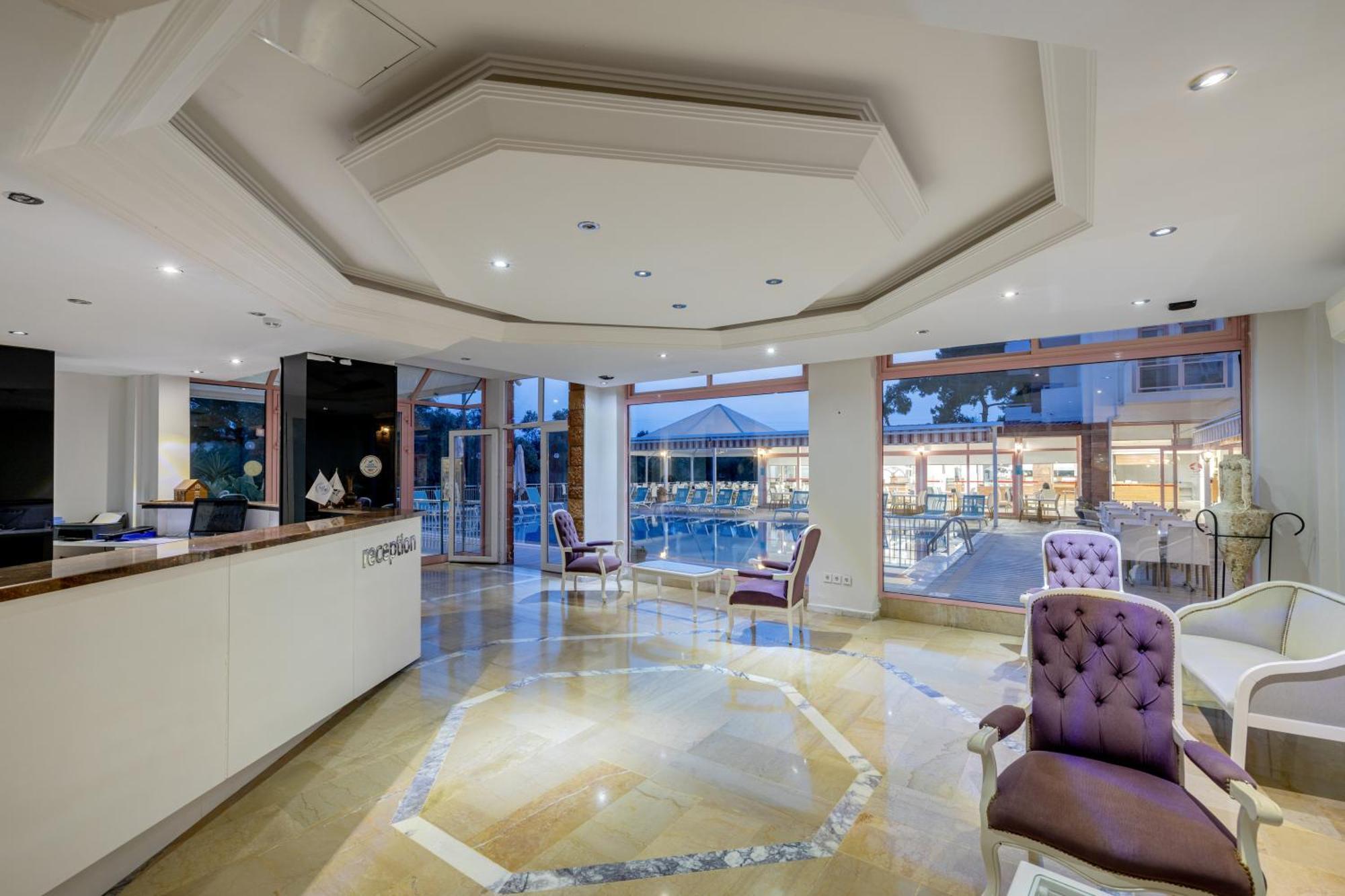 Hanedan Beach Hotel Фоча Екстер'єр фото