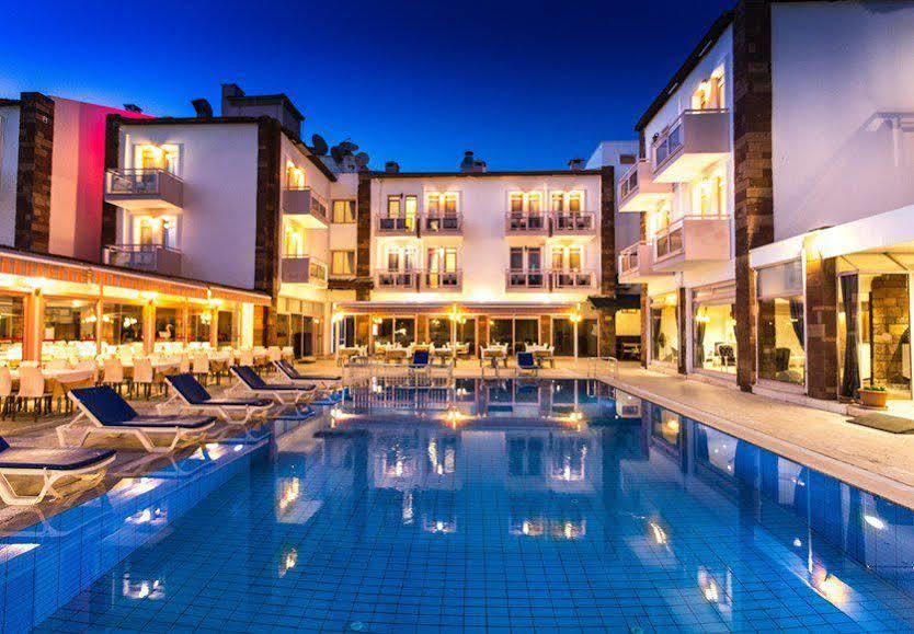 Hanedan Beach Hotel Фоча Екстер'єр фото